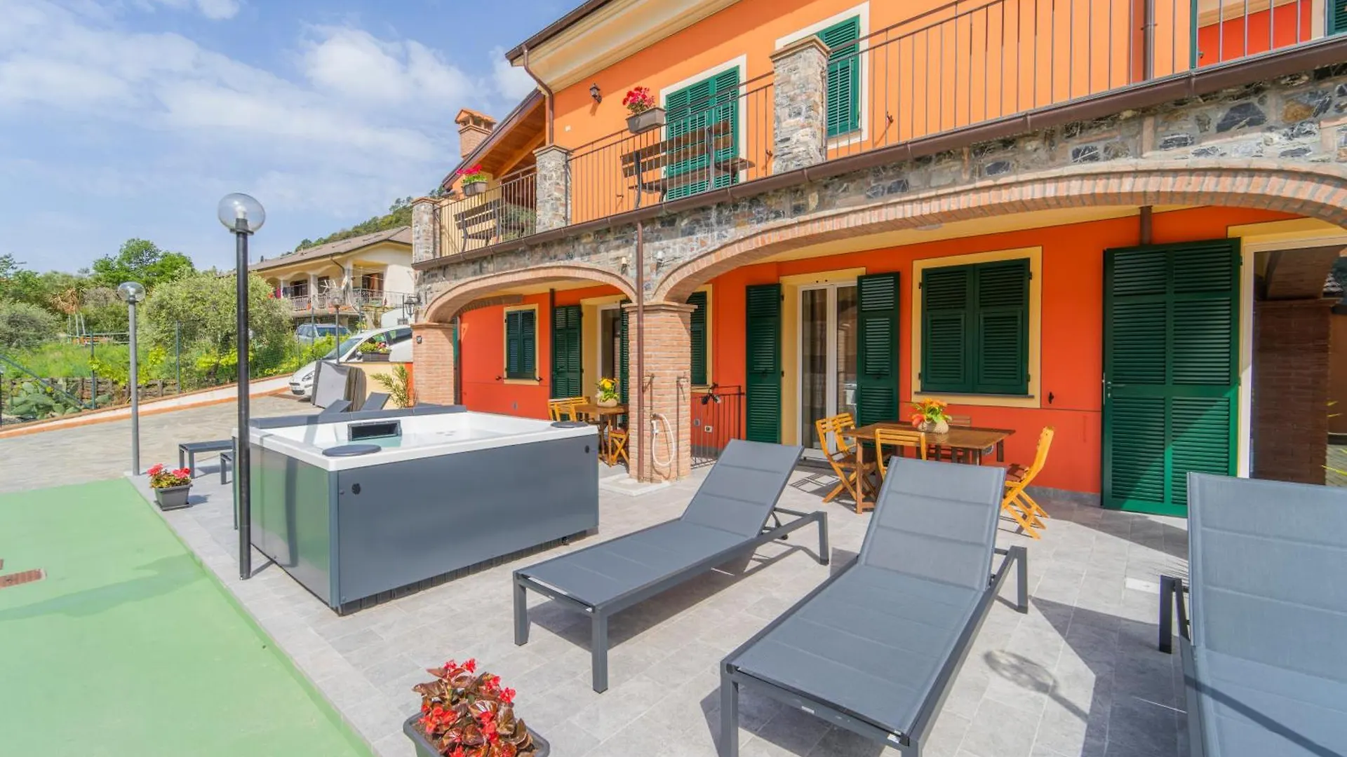 045B - Villetta Moderna 02-24E Con Vasca Idromassaggio In Giardino, Solo 15 Minuti Da Mare E Spiaggia - Posto Auto Gratuito San Lazzaro  0*, San Lazzaro (Genoa)